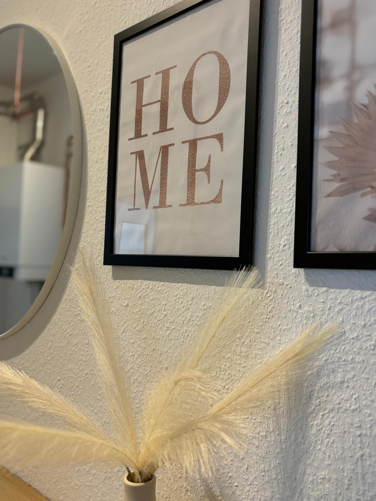 Helles City Apartment Fuer Familien & Gruppen Neu-Ulm Exteriör bild